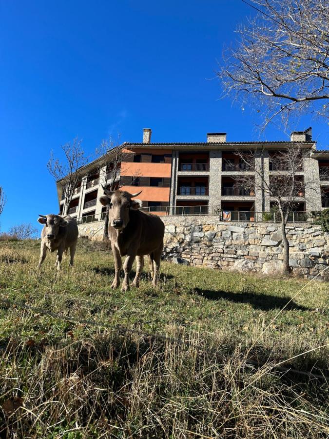 Saldes Pedraforca Apartment Bagian luar foto